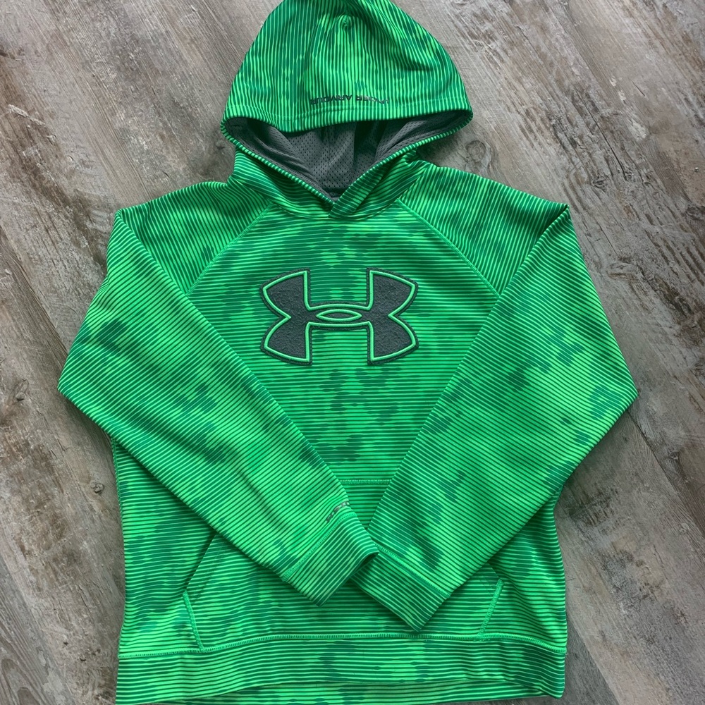 Under Armour sweatshirt